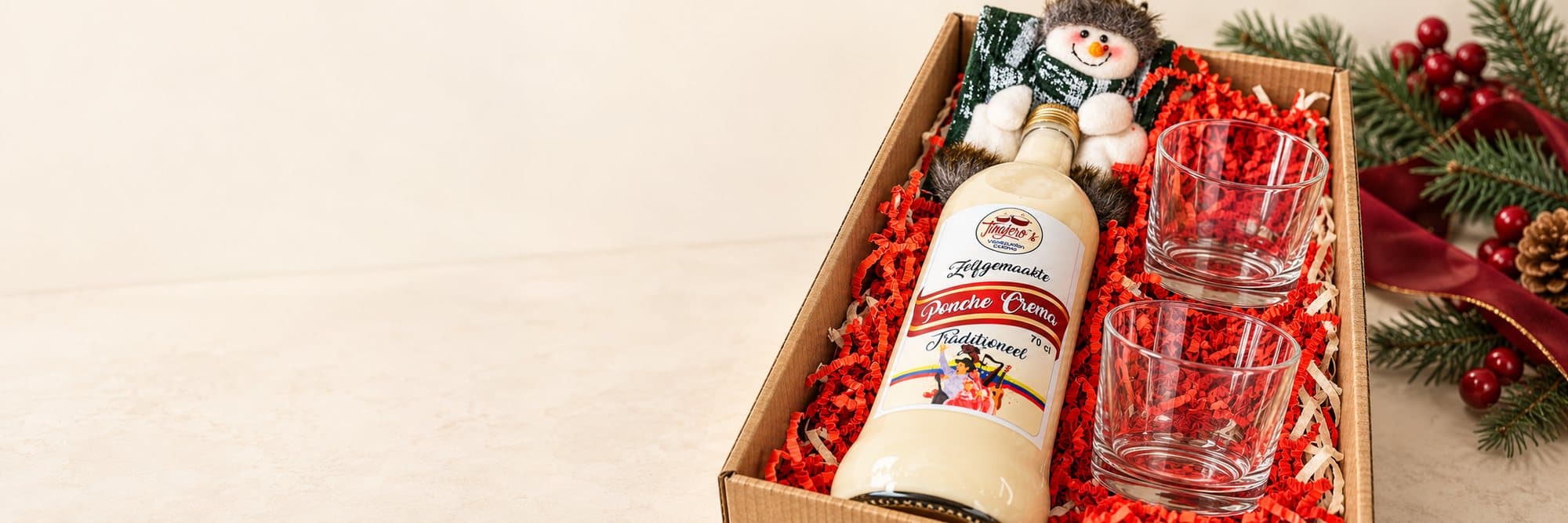 Caja de regalo de ponche crema con dos vasos para brindar